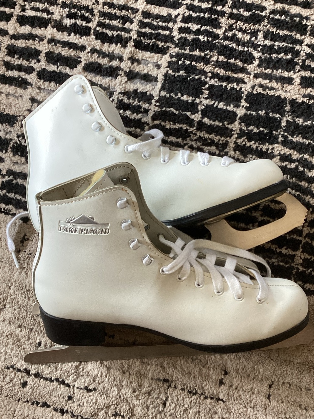 Lake Placid White Women's Figure Ice Skates